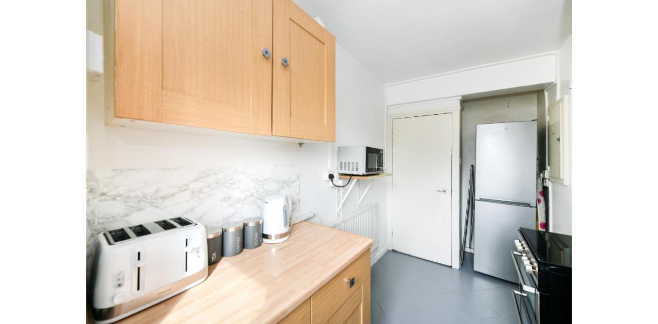 Apartament Entire Two Bedroom Flat In The Heart Of Greater *